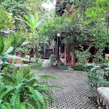Santitham Guest House Chiang Mai Exterior foto